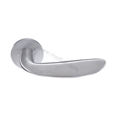 SL-137 (Solid door lever handle)